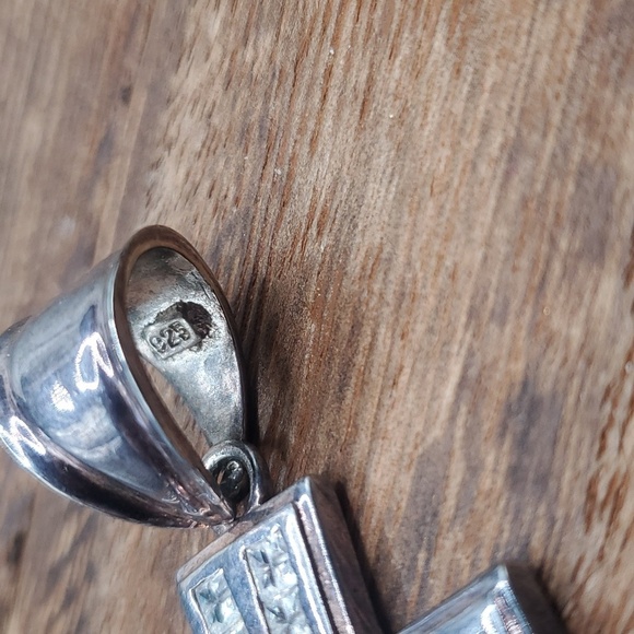 Heavy sterling silver shining cz crystal cross pendant vintage religious gift - Picture 3 of 3